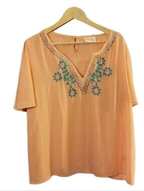 MOON light peach embroidered top